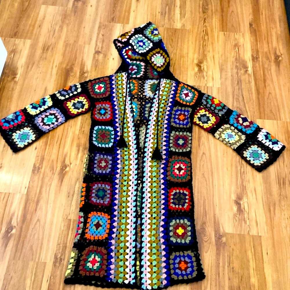 ♥️ 2X HOST PICK ♥️ SAACHI granny square duster with hood S/M